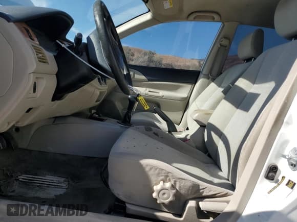 ✅ 2005 Mitsubishi Lancer ES • VIN: JA3AJ26E05U023583 • Лот: 69637955. Опубликован ранее на Copart с пробегом 174 018 миль. Бесплатный доступ к архиву аукционных продаж из США и подробный отчёт об истории автомобиля на DreamBid. Изображение 7.