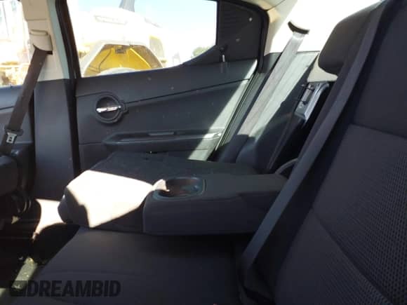 2010 Dodge Avenger SXT with VIN 1B3CC4FB2AN101552, listed as a IAAI auction lot 43498881 with 214,721 mi miles and . Bid and sale history available at DreamBid. Image 8.