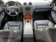 ✅ 2006 Mercedes-Benz M 350 • VIN: 4JGBB86EX6A023577 • Lot: 84021765. Listed on Copart with 123,933 mi. Free auction sales archive from the USA and detailed vehicle history report at DreamBid. Image 8.