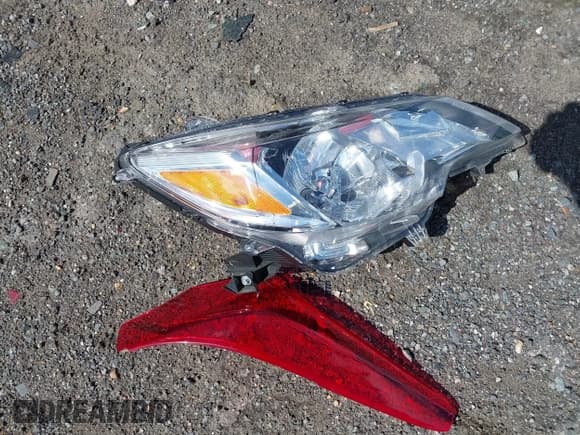 ✅ 2023 Mitsubishi Mirage ES • VIN: ML32FUFJ9PHF04711 • Lot: 42189294. Wystawiony na IAAI z przebiegiem 6 842 mil. Bezpłatny archiwum sprzedaży aukcyjnych z USA i szczegółowy raport historii pojazdu na DreamBid. Zdjęcie 12.