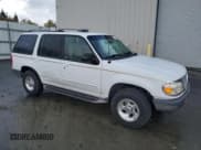 ✅ 1998 Ford Explorer XL • VIN: 1FMZU34E9WZB21211 • Lot: 93146035. Listed on Copart with 303,283 mi. Free auction sales archive from the USA and detailed vehicle history report at DreamBid. Image 4.