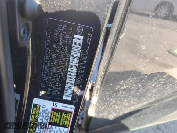 2021 Toyota Camry LE z VIN 4T1C11AKXMU439913, wystawiony jako Copart lot #91114135 z przebiegiem 2 761 mil mil oraz Czysty tytuł • Clean title. Historia ofert i sprzedaży dostępna na DreamBid. Obrazek 13.