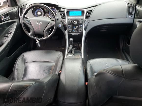 ✅ 2011 Hyundai Sonata SE • VIN: 5NPEC4AC4BH266236 • Lot: 72845754. Listed on Copart with 103,376 mi. Free auction sales archive from the USA and detailed vehicle history report at DreamBid. Image 8.