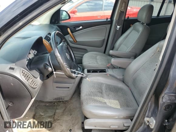 ✅ 2006 Saturn VUE • VIN: 5GZCZ53446S900698 • Lot: 54769045. Wystawiony na Copart z przebiegiem 180 732 mil. Bezpłatny archiwum sprzedaży aukcyjnych z USA i szczegółowy raport historii pojazdu na DreamBid. Zdjęcie 7.