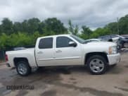 ✅ 2011 Chevrolet Silverado 1500 LTZ • VIN: 3GCPKTE35BG318496 • Lot: 42763809. Wystawiony na IAAI z przebiegiem 135 344 mil. Bezpłatny archiwum sprzedaży aukcyjnych z USA i szczegółowy raport historii pojazdu na DreamBid. Zdjęcie 13.