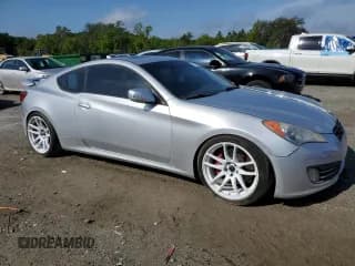 ✅ 2010 Hyundai Genesis Coupe • VIN: KMHHU6KH3AU025445 • Lot: 50736585. Wystawiony na Copart z przebiegiem 105 890 mil. Bezpłatny archiwum sprzedaży aukcyjnych z USA i szczegółowy raport historii pojazdu na DreamBid. Zdjęcie 4.