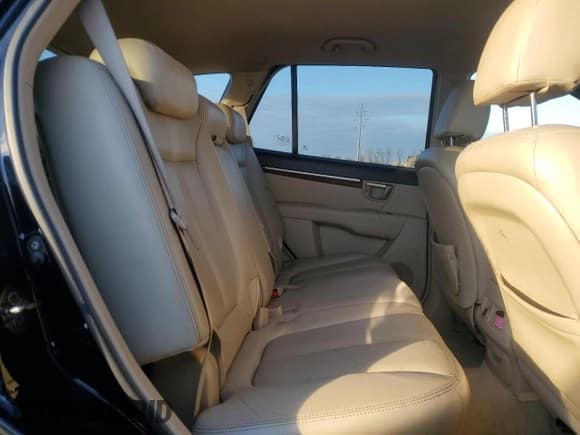 ✅ 2007 Hyundai Santa Fe SE • VIN: 5NMSH73E47H007254 • Lot: 86175254. Listed on Copart with 161,434 mi. Free auction sales archive from the USA and detailed vehicle history report at DreamBid. Image 11.