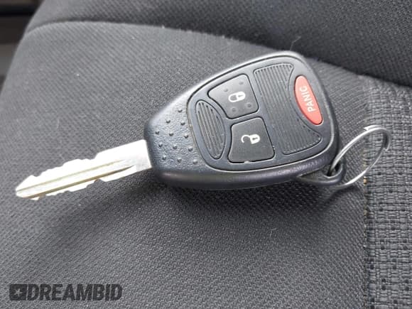 ✅ 2011 Dodge Nitro Heat • VIN: 1D4PU4GX0BW564036 • Lot: 42855542. Listed on IAAI with 156,845 mi. Free auction sales archive from the USA and detailed vehicle history report at DreamBid. Image 11.