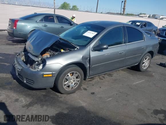 2005 Dodge Neon SXT z VIN 1B3ES56C45D135496, wystawiony jako IAAI lot #42317467 z przebiegiem Nie podano mil oraz . Historia ofert i sprzedaży dostępna na DreamBid. Obrazek 13.
