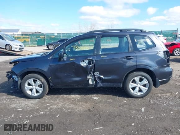 ✅ 2016 Subaru Forester 2.5i • VIN: JF2SJABC6GH427053 • Lot: 41847680. Wystawiony na IAAI z przebiegiem 117 557 mil. Bezpłatny archiwum sprzedaży aukcyjnych z USA i szczegółowy raport historii pojazdu na DreamBid. Zdjęcie 14.