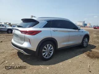 ✅ 2019 Infiniti QX50 Luxe • VIN: 3PCAJ5M38KF147142 • Lot: 61224745. Listed on Copart with 37,424 mi. Free auction sales archive from the USA and detailed vehicle history report at DreamBid. Image 3.