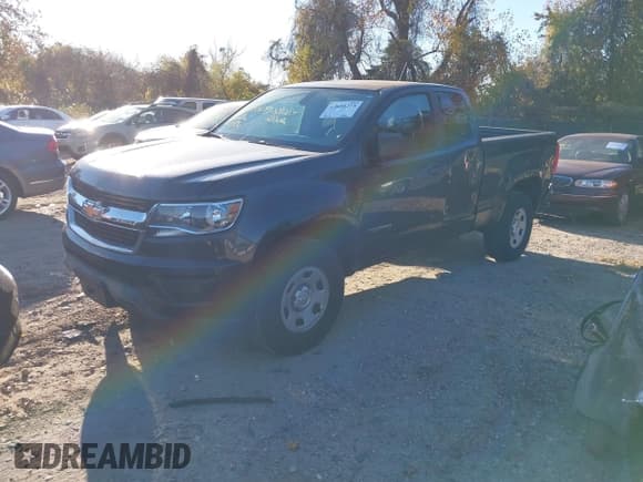 ✅ 2018 Chevrolet Colorado 2WD Work Truck • VIN: 1GCHSBEA2J1132554 • Лот: 43650273. Опубликован ранее на IAAI с пробегом 167 671 миль. Бесплатный доступ к архиву аукционных продаж из США и подробный отчёт об истории автомобиля на DreamBid. Изображение 2.