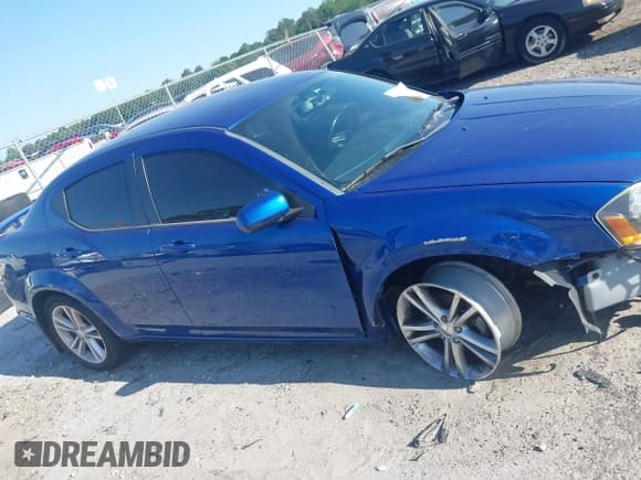 ✅ 2014 Dodge Avenger SXT • VIN: 1C3CDZCG7EN201911 • Лот: 42323606. Опубликован ранее на IAAI с пробегом 149 714 миль. Бесплатный доступ к архиву аукционных продаж из США и подробный отчёт об истории автомобиля на DreamBid. Изображение 13.