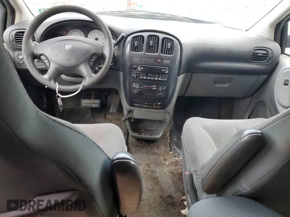 2005 Dodge Caravan SXT с VIN 1D4GP45R45B286250, выставлен на аукционе Copart как лот 73658654 с пробегом 205 754 миль миль и Списание • Salvage title. История ставок и продаж доступна на DreamBid. Изображение 8.