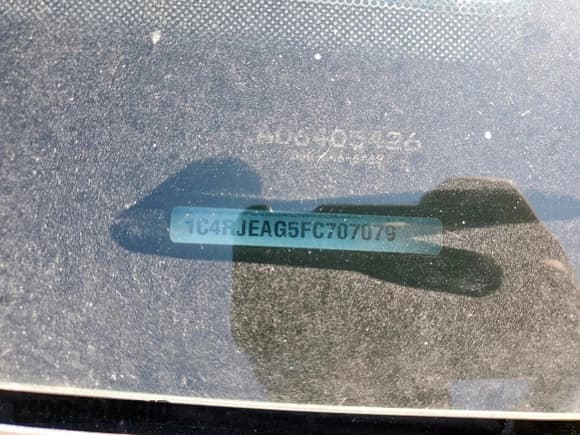 ✅ 2015 Jeep Grand Cherokee Laredo • VIN: 1C4RJEAG5FC707079 • Lot: 80196935. Listed on Copart with 157,961 mi. Free auction sales archive from the USA and detailed vehicle history report at DreamBid. Image 12.