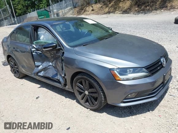 ✅ 2018 Volkswagen Jetta SE Sport • VIN: 3VWD17AJ1JM245951 • Lot: 42580703. Listed on IAAI with 90,129 mi. Free auction sales archive from the USA and detailed vehicle history report at DreamBid. Image 1.