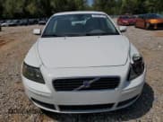✅ 2005 Volvo S40 • VIN: YV1MS382952049786 • Lot: 50104795. Wystawiony na Copart z przebiegiem 110 150 mil. Bezpłatny archiwum sprzedaży aukcyjnych z USA i szczegółowy raport historii pojazdu na DreamBid. Zdjęcie 5.