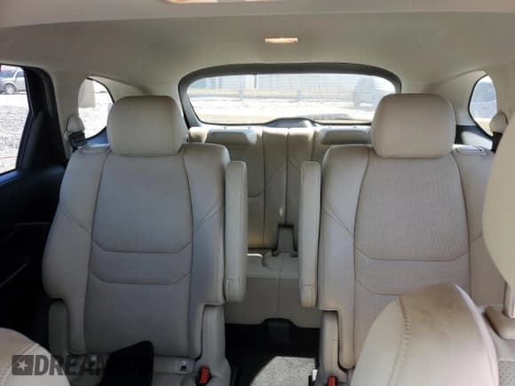 ✅ 2020 Mazda CX-9 Touring • VIN: JM3TCACY0L0423278 • Lot: 80119745. Wystawiony na Copart z przebiegiem 76 390 mil. Bezpłatny archiwum sprzedaży aukcyjnych z USA i szczegółowy raport historii pojazdu na DreamBid. Zdjęcie 10.