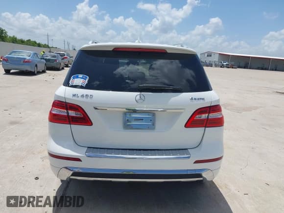 ✅ 2015 Mercedes-Benz M 400 • VIN: 4JGDA5GB9FA514141 • Lot: 42738927. Listed on IAAI with 112,053 mi. Free auction sales archive from the USA and detailed vehicle history report at DreamBid. Image 16.
