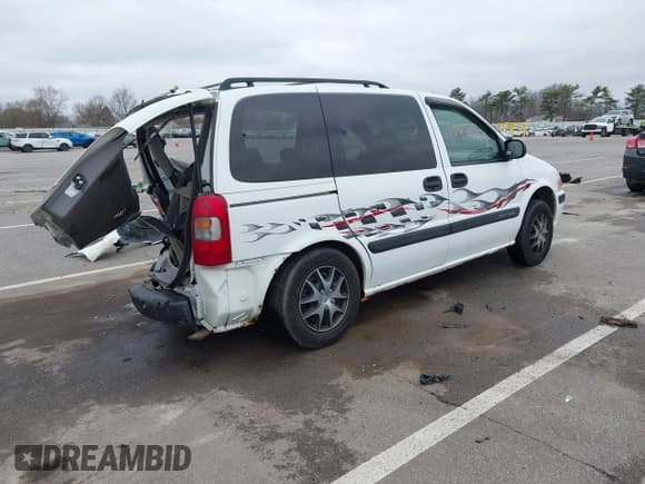 ✅ 2000 Chevrolet Venture Plus 1SB • VIN: 1GNDU03E2YD128832 • Lot: 41984520. Listed on IAAI with Not provided. Free auction sales archive from the USA and detailed vehicle history report at DreamBid. Image 4.