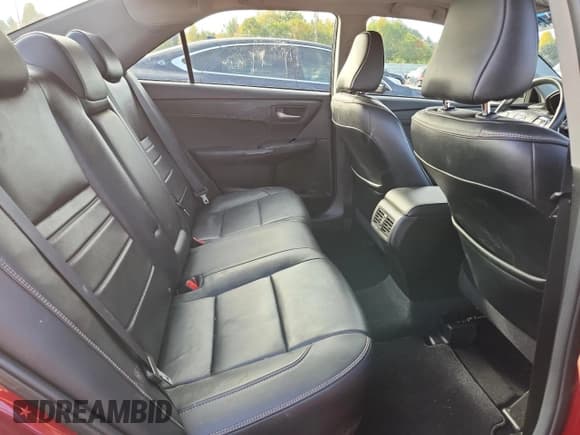 ✅ 2015 Toyota Camry LE • VIN: 4T1BD1FK2FU163872 • Lot: 85945645. Wystawiony na Copart z przebiegiem 48 910 mil. Bezpłatny archiwum sprzedaży aukcyjnych z USA i szczegółowy raport historii pojazdu na DreamBid. Zdjęcie 10.