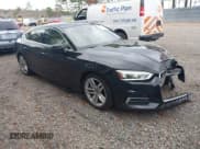 ✅ 2019 Audi A5 Sportback Premium • VIN: WAUANCF57KA058840 • Lot: 43656464. Wystawiony na IAAI z przebiegiem 65 578 mil. Bezpłatny archiwum sprzedaży aukcyjnych z USA i szczegółowy raport historii pojazdu na DreamBid. Zdjęcie 1.