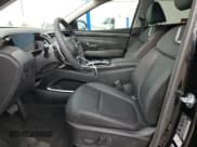 ✅ 2023 Hyundai Tucson Limited • VIN: KM8JECA15PU112256 • Lot: 61935863. Wystawiony na Copart z przebiegiem 1 708 mil. Bezpłatny archiwum sprzedaży aukcyjnych z USA i szczegółowy raport historii pojazdu na DreamBid. Zdjęcie 7.