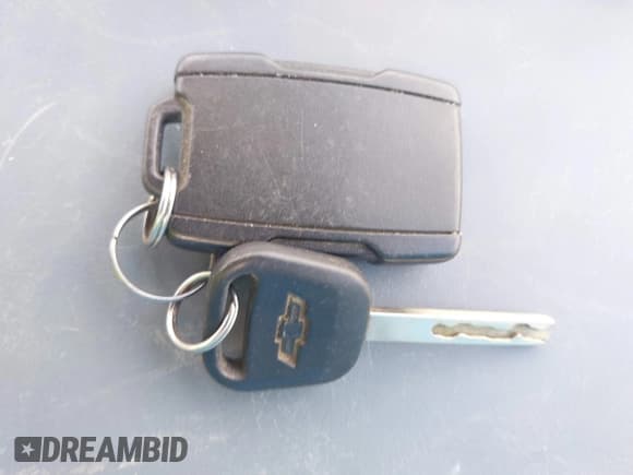 ✅ 2015 Chevrolet Silverado 2500HD LT • VIN: 1GC1KVEG7FF161176 • Lot: 42684231. Listed on IAAI with 242,456 mi. Free auction sales archive from the USA and detailed vehicle history report at DreamBid. Image 11.