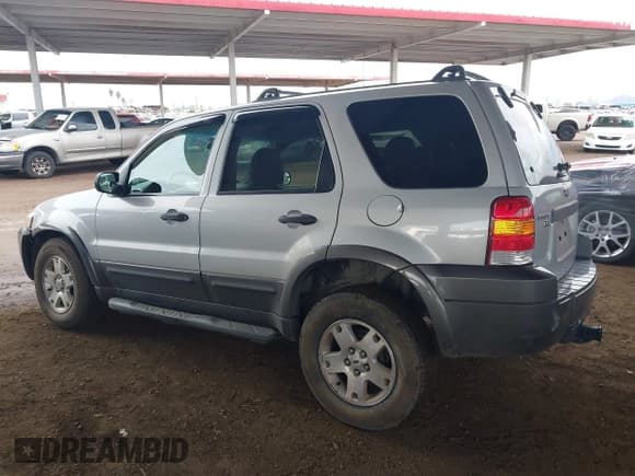 ✅ 2006 Ford Escape XLT • VIN: 1FMYU03136KA41436 • Lot: 43741102. Wystawiony na IAAI z przebiegiem 115 499 mil. Bezpłatny archiwum sprzedaży aukcyjnych z USA i szczegółowy raport historii pojazdu na DreamBid. Zdjęcie 15.