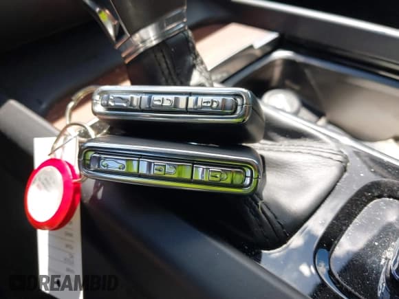 ✅ 2020 Volvo V60 • VIN: YV4102WKXL1035472 • Лот: 42778133. Опубликован ранее на IAAI с пробегом 34 038 миль. Бесплатный доступ к архиву аукционных продаж из США и подробный отчёт об истории автомобиля на DreamBid. Изображение 11.