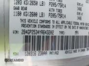 ✅ 2000 Dodge Caravan • VIN: 2B4GP2534YR643202 • Lot: 43611787. Wystawiony na IAAI z przebiegiem 219 266 mil. Bezpłatny archiwum sprzedaży aukcyjnych z USA i szczegółowy raport historii pojazdu na DreamBid. Zdjęcie 9.