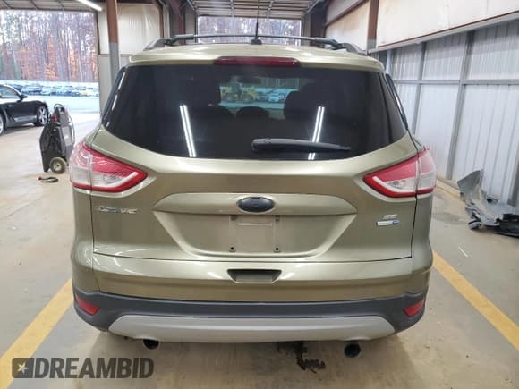 ✅ 2013 Ford Escape SE • VIN: 1FMCU9GX5DUC84972 • Lot: 84043425. Wystawiony na Copart z przebiegiem 152 003 mil. Bezpłatny archiwum sprzedaży aukcyjnych z USA i szczegółowy raport historii pojazdu na DreamBid. Zdjęcie 6.
