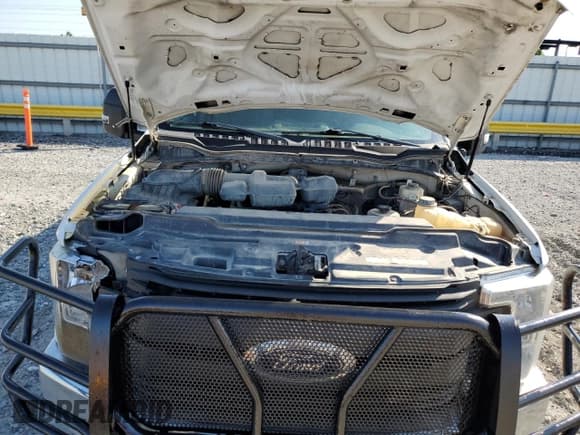 ✅ 2018 Ford F-250 XL • VIN: 1FT7X2B64JEB71166 • Lot: 90377395. Wystawiony na Copart z przebiegiem 174 366 mil. Bezpłatny archiwum sprzedaży aukcyjnych z USA i szczegółowy raport historii pojazdu na DreamBid. Zdjęcie 11.