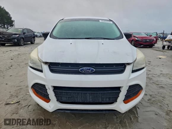 ✅ 2014 Ford Escape S • VIN: 1FMCU0F7XEUA53953 • Лот: 95462635. Опубликован ранее на Copart с пробегом 243 782 миль. Бесплатный доступ к архиву аукционных продаж из США и подробный отчёт об истории автомобиля на DreamBid. Изображение 5.