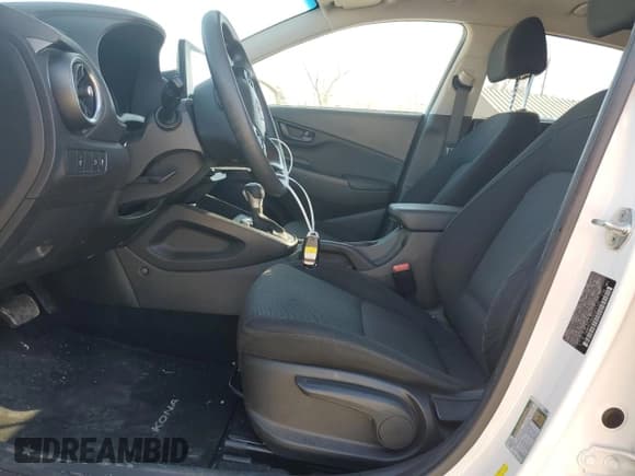 ✅ 2022 Hyundai Kona SEL • VIN: KM8K6CAB2NU901102 • Лот: 44586164. Опубликован ранее на Copart с пробегом 25 898 миль. Бесплатный доступ к архиву аукционных продаж из США и подробный отчёт об истории автомобиля на DreamBid. Изображение 7.