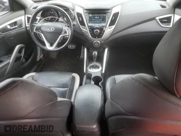 ✅ 2015 Hyundai Veloster RE:FLEX • VIN: KMHTC6AD7FU220693 • Lot: 80990534. Listed on Copart with 133,875 mi. Free auction sales archive from the USA and detailed vehicle history report at DreamBid. Image 8.