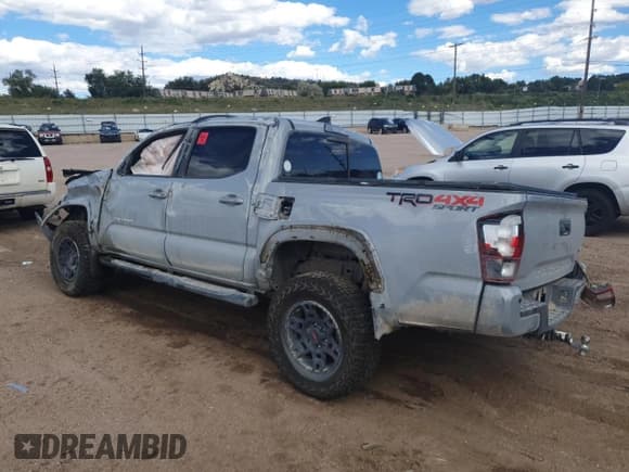 ✅ 2018 Toyota Tacoma TRD Sport • VIN: 3TMCZ5ANXJM139285 • Lot: 81971735. Listed on Copart with Not provided. Free auction sales archive from the USA and detailed vehicle history report at DreamBid. Image 2.