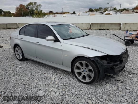 ✅ 2007 BMW 3 Series 328i • VIN: WBAVA335X7PG53075 • Лот: 87395085. Опубликован ранее на Copart с пробегом 187 200 миль. Бесплатный доступ к архиву аукционных продаж из США и подробный отчёт об истории автомобиля на DreamBid. Изображение 4.
