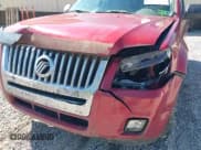 ✅ 2011 Mercury Mariner • VIN: 4M2CN8B77BKJ04817 • Lot: 40493583. Listed on IAAI with 292,950 mi. Free auction sales archive from the USA and detailed vehicle history report at DreamBid. Image 6.