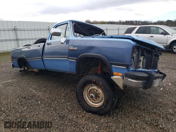 ✅ 1991 Dodge D/W 250 • VIN: 1B7KM26C9MS309339 • Lot: 85757714. Listed on Copart with 206,828 mi. Free auction sales archive from the USA and detailed vehicle history report at DreamBid. Image 4.