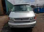 ✅ 2002 Volkswagen EuroVan MV • VIN: WV2NB47092H117658 • Lot: 61191195. Wystawiony na Copart z przebiegiem 171 571 mil. Bezpłatny archiwum sprzedaży aukcyjnych z USA i szczegółowy raport historii pojazdu na DreamBid. Zdjęcie 5.