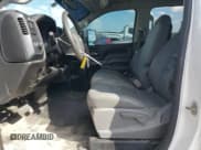 ✅ 2019 Chevrolet Silverado 2500HD Work Truck • VIN: 2GC2CREG8K1121196 • Lot: 56525835. Wystawiony na Copart z przebiegiem 63 376 mil. Bezpłatny archiwum sprzedaży aukcyjnych z USA i szczegółowy raport historii pojazdu na DreamBid. Zdjęcie 7.