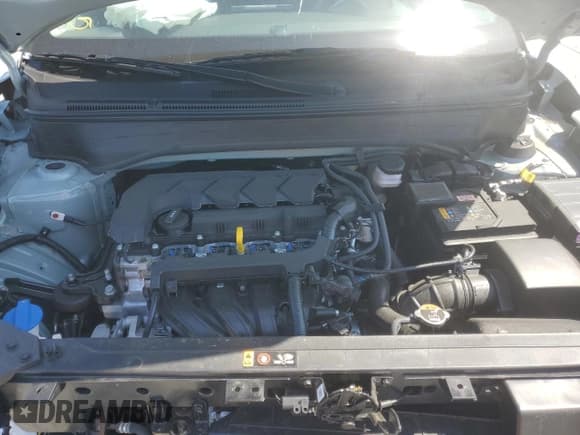 ✅ 2025 Hyundai Venue SEL • VIN: KMHRC8A39SU365676 • Lot: 52551335. Listed on Copart with 447 mi. Free auction sales archive from the USA and detailed vehicle history report at DreamBid. Image 13.