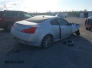 ✅ 2014 Infiniti Q60 • VIN: JN1CV6ELXEM131542 • Lot: 41167141. Wystawiony na IAAI z przebiegiem 189 581 mil. Bezpłatny archiwum sprzedaży aukcyjnych z USA i szczegółowy raport historii pojazdu na DreamBid. Zdjęcie 4.