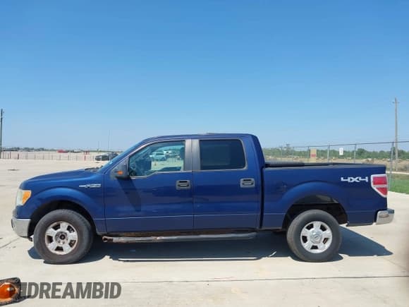 ✅ 2010 Ford F-150 XL • VIN: 1FTEW1E8XAKA49138 • Лот: 43183057. Опубликован ранее на IAAI с пробегом 11 385 миль. Бесплатный доступ к архиву аукционных продаж из США и подробный отчёт об истории автомобиля на DreamBid. Изображение 14.