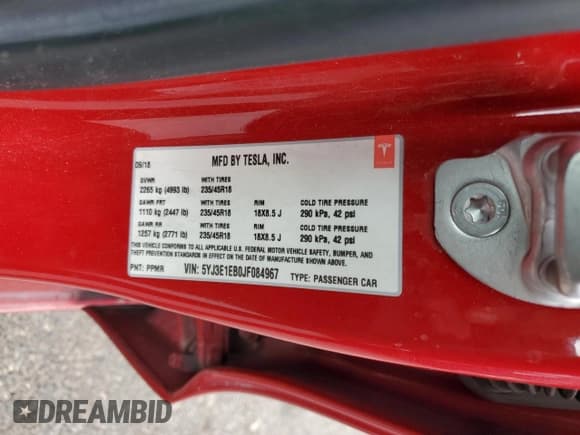 ✅ 2018 Tesla Model 3 Long Range Battery • VIN: 5YJ3E1EB0JF084967 • Lot: 58422565. Wystawiony na Copart z przebiegiem Nie podano. Bezpłatny archiwum sprzedaży aukcyjnych z USA i szczegółowy raport historii pojazdu na DreamBid. Zdjęcie 12.