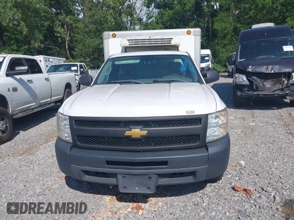 ✅ 2012 Chevrolet Silverado 1500 Work Truck • VIN: 1GCNCPEX4CZ106138 • Lot: 42618201. Listed on IAAI with 307,583 mi. Free auction sales archive from the USA and detailed vehicle history report at DreamBid. Image 6.