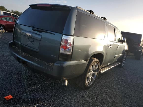 ✅ 2008 Chevrolet Suburban Commercial • VIN: 1GNFC16038R176103 • Lot: 74859864. Wystawiony na Copart z przebiegiem 216 226 mil. Bezpłatny archiwum sprzedaży aukcyjnych z USA i szczegółowy raport historii pojazdu na DreamBid. Zdjęcie 3.