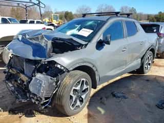 ✅ 2022 Hyundai Santa Cruz Limited • VIN: 5NTJEDAF2NH016972 • Лот: 41640658. Размещён на IAAI с пробегом 65 670 миль миль. Получите бесплатный доступ к архиву аукционных продаж из США и посмотрите подробный отчёт об истории автомобиля на DreamBid. Изображение 2.