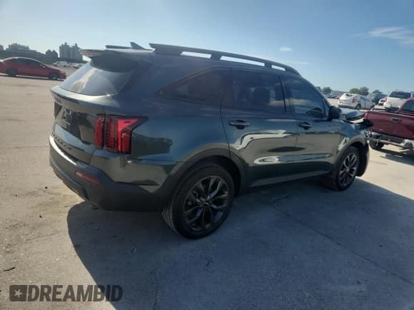 ✅ 2022 Kia Sorento X-Line EX • VIN: 5XYRHDLF8NG093729 • Lot: 84065735. Wystawiony na Copart z przebiegiem 53 561 mil. Bezpłatny archiwum sprzedaży aukcyjnych z USA i szczegółowy raport historii pojazdu na DreamBid. Zdjęcie 3.